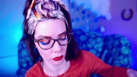 Bella Bondai online show from 09.27.25