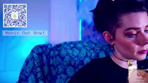 Bella Bondai online show from 04.12.26