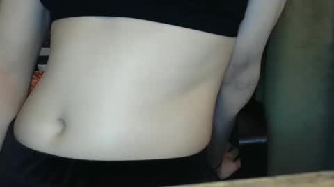 Snapshot of xojigglypuff chatting on 02.28.25 xojigglypuff online show from 02.28.25