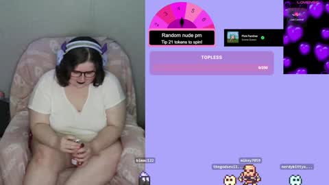 Snapshot of xonerdykitty chatting on 01.30.25 Nerdykitty online show from 01.30.25