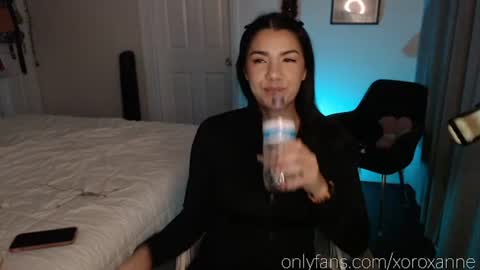 xoroxanne online show from 11.25.25