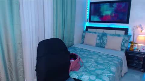 Snapshot of xplaymateamandax chatting on 01.18.25 amanda online show from 01.18.25