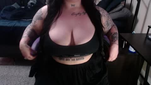 Snapshot of xrileyschembri chatting on 02.15.25 xorileyschembri online show from 02.15.25