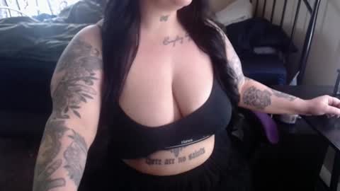 Snapshot of xrileyschembri chatting on 03.10.25 xorileyschembri online show from 03.10.25