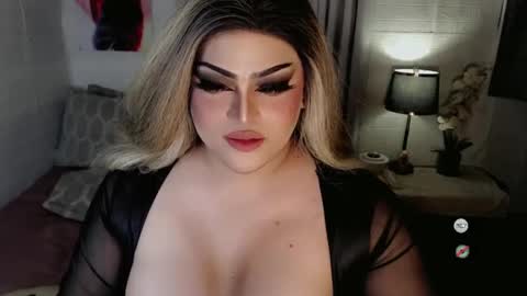 Snapshot of xsabbylicious69 chatting on 01.27.25 xsabbylicious69 online show from 01.27.25