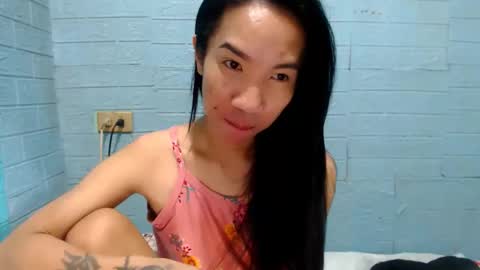 Snapshot of xsavagemistressx chatting on 12.15.24 Ask Me Baby online show from 12.15.24