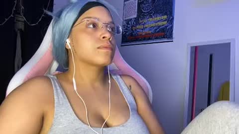 xStarGazingx online show from 07.04.26
