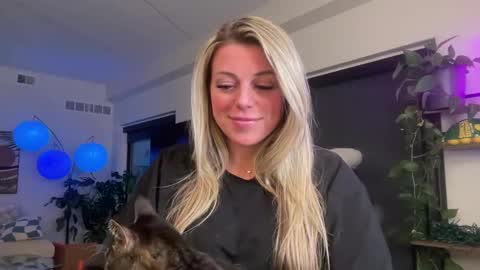 Snapshot of xstellabeex chatting on 01.10.25 xstellabeex online show from 01.10.25