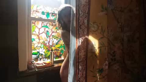 Snapshot of xsunsub chatting on 03.09.25 Sunny Daze online show from 03.09.25