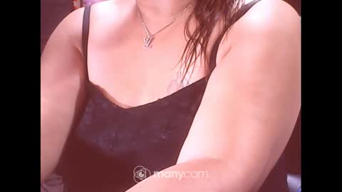 Snapshot of xsw33t_joy69x chatting on 01.24.25 joy online show from 01.24.25