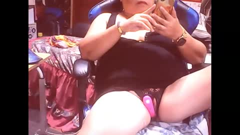 Snapshot of xsw33t_joy69x chatting on 01.31.25 joy online show from 01.31.25