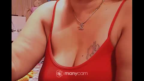 Snapshot of xsw33t_joy69x chatting on 02.14.25 joy online show from 02.14.25