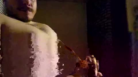 Snapshot of xt_ chatting on 09.15.25 xt_ online show from 09.15.25