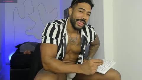 Stipp3r online show from 10.24.25