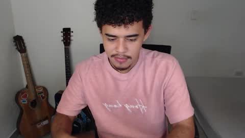 Snapshot of xtranherr chatting on 10.02.25 xtranherr online show from 10.02.25