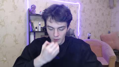 traqqq online show from 03.04.25