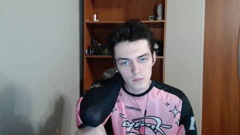 traqqq online show from 09.25.25