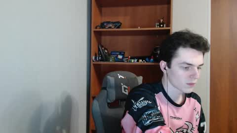 traqqq online show from 10.06.25