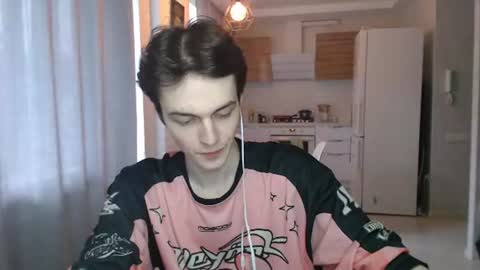 traqqq online show from 06.25.26