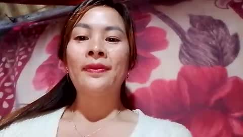 xuxulove00 online show from 12.21.25