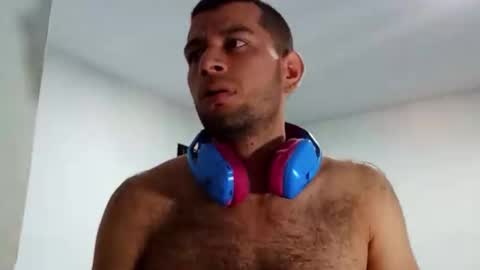 xuyeeg online show from 02.06.25