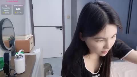 xuyihan online show from 02.05.26