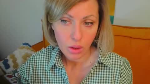 xvaleriax0 online show from 02.08.26