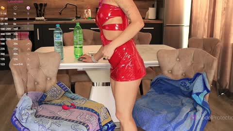 FrancyStepmom and YStepson    INTERESTED IN A GIRL-GIRL COLLABORATION  TEXT ME HERE  or INSTAGRAM online show from 11.16.25