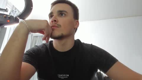 raul online show from 12.22.25