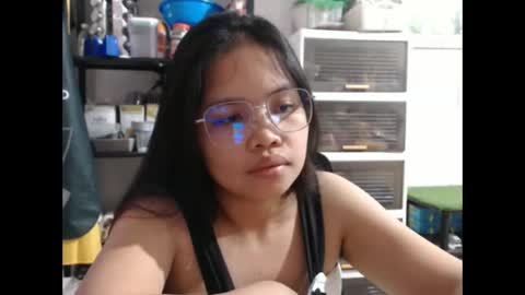 Snapshot of xxana_pinay_26xx chatting on 12.05.25 xxana_pinay_26xx online show from 12.05.25