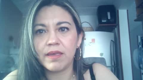 Snapshot of xxantonellaxxx chatting on 09.29.25 antonella online show from 09.29.25