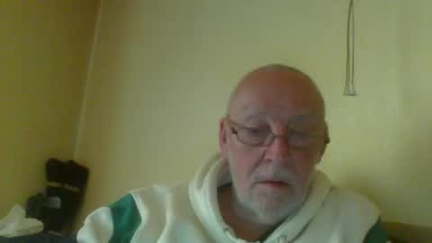 Snapshot of xxdavidxxt chatting on 03.24.26 David online show from 03.24.26