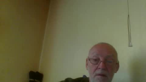 Snapshot of xxdavidxxt chatting on 03.25.26 David online show from 03.25.26