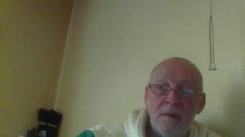 Snapshot of xxdavidxxt chatting on 03.26.26 David online show from 03.26.26