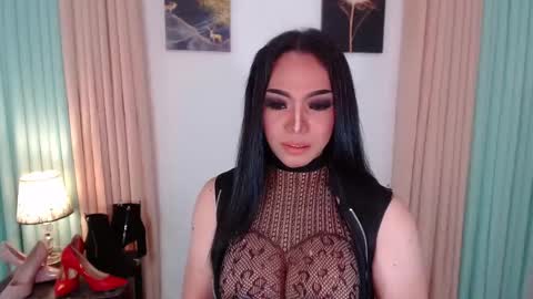 Snapshot of xxeroticdhaliaxx chatting on 10.28.25 xxeroticdhaliaxx online show from 10.28.25