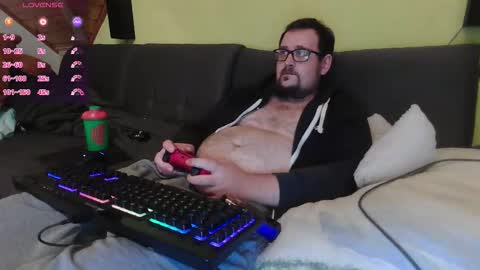 Snapshot of xxevoker chatting on 09.23.25 xxevoker online show from 09.23.25