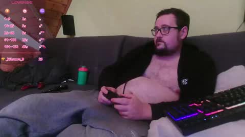 Snapshot of xxevoker chatting on 10.01.25 xxevoker online show from 10.01.25