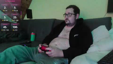 Snapshot of xxevoker chatting on 10.12.25 xxevoker online show from 10.12.25