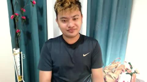 Loyd online show from 12.17.25