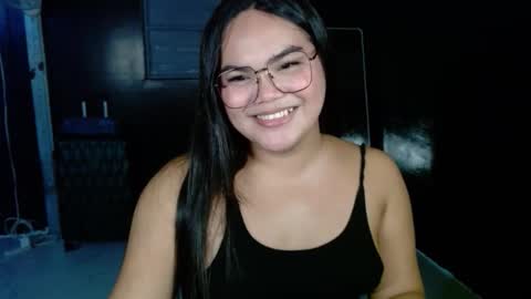 Kylie Smith online show from 10.12.25