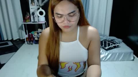 Kylie Smith online show from 01.06.26