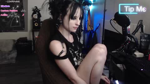 Snapshot of xxlilithmoonxx chatting on 01.26.25 Lilith online show from 01.26.25