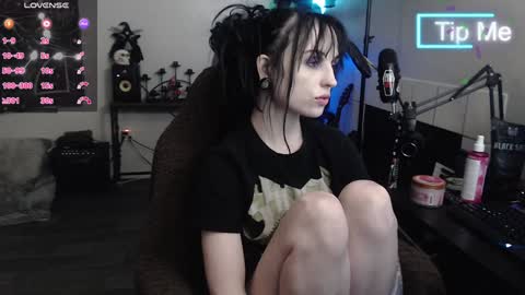 Snapshot of xxlilithmoonxx chatting on 01.28.25 Lilith online show from 01.28.25