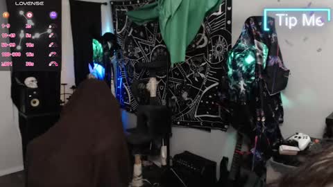 Snapshot of xxlilithmoonxx chatting on 02.17.25 Lilith online show from 02.17.25