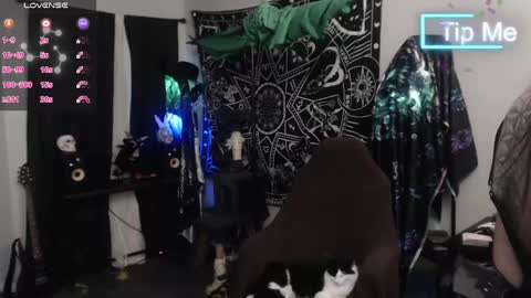 Snapshot of xxlilithmoonxx chatting on 02.27.25 Lilith online show from 02.27.25