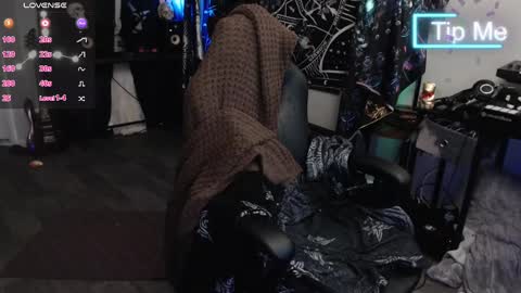 Snapshot of xxlilithmoonxx chatting on 03.11.25 Lilith online show from 03.11.25