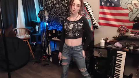 Snapshot of xxlilithmoonxx chatting on 09.28.25 Lilith online show from 09.28.25