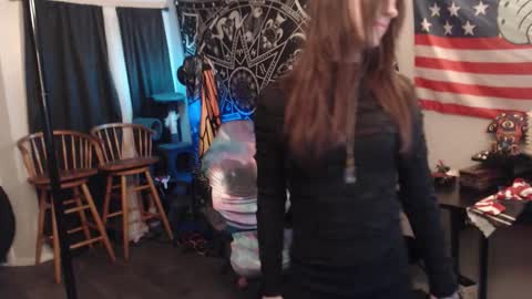 Snapshot of xxlilithmoonxx chatting on 10.25.25 Lilith online show from 10.25.25