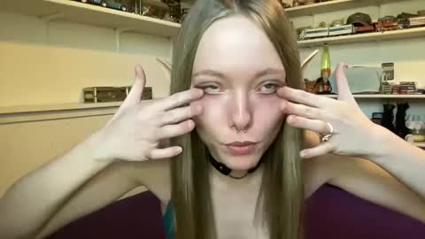 Snapshot of xxloveanastasia chatting on 10.02.25 LoveAnastasia online show from 10.02.25