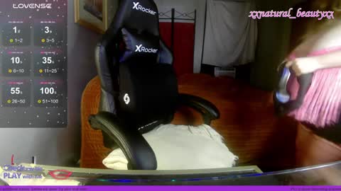 Snapshot of xxnatural_beautyxx chatting on 02.03.25 Princess Peach  Jade  Felix online show from 02.03.25
